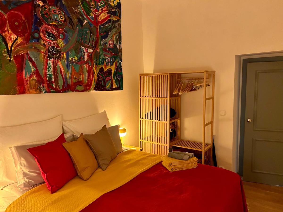 Green Balcony & King Size Bed Prague Extérieur photo